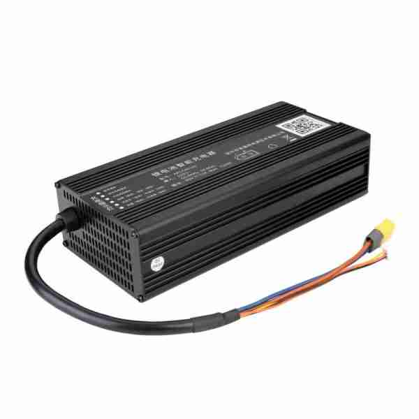 600W battery charger 3