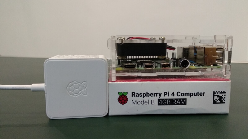 Raspberry Pi's Power charger